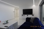 Modernes luxuriöses Wohnhaus, Bungalowstil, mit Außenpool, in schöner Stadtrandlage - Einfamilienhaus Homburg | Angebot:14540143